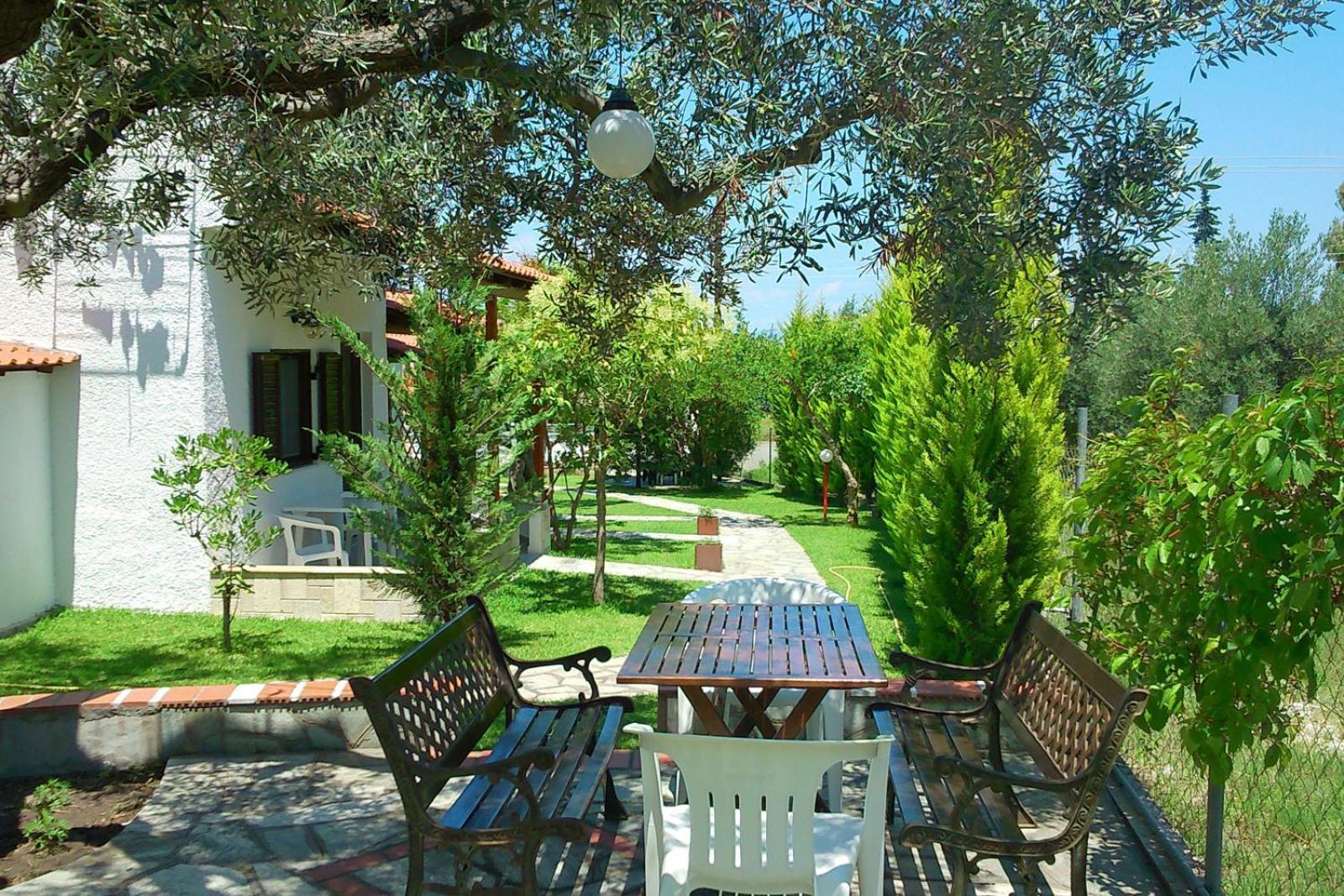 Villa Alexandra Suites Polychrono Dış mekan fotoğraf